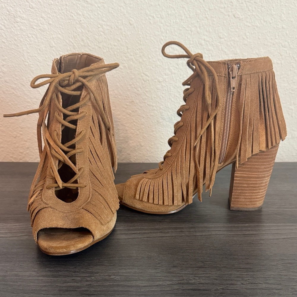 Giani Bernini Tan Lace-Up Fringe Boots